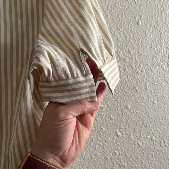 Sandro Blouse with Lace detailing size 8 - Picture 5 of 5